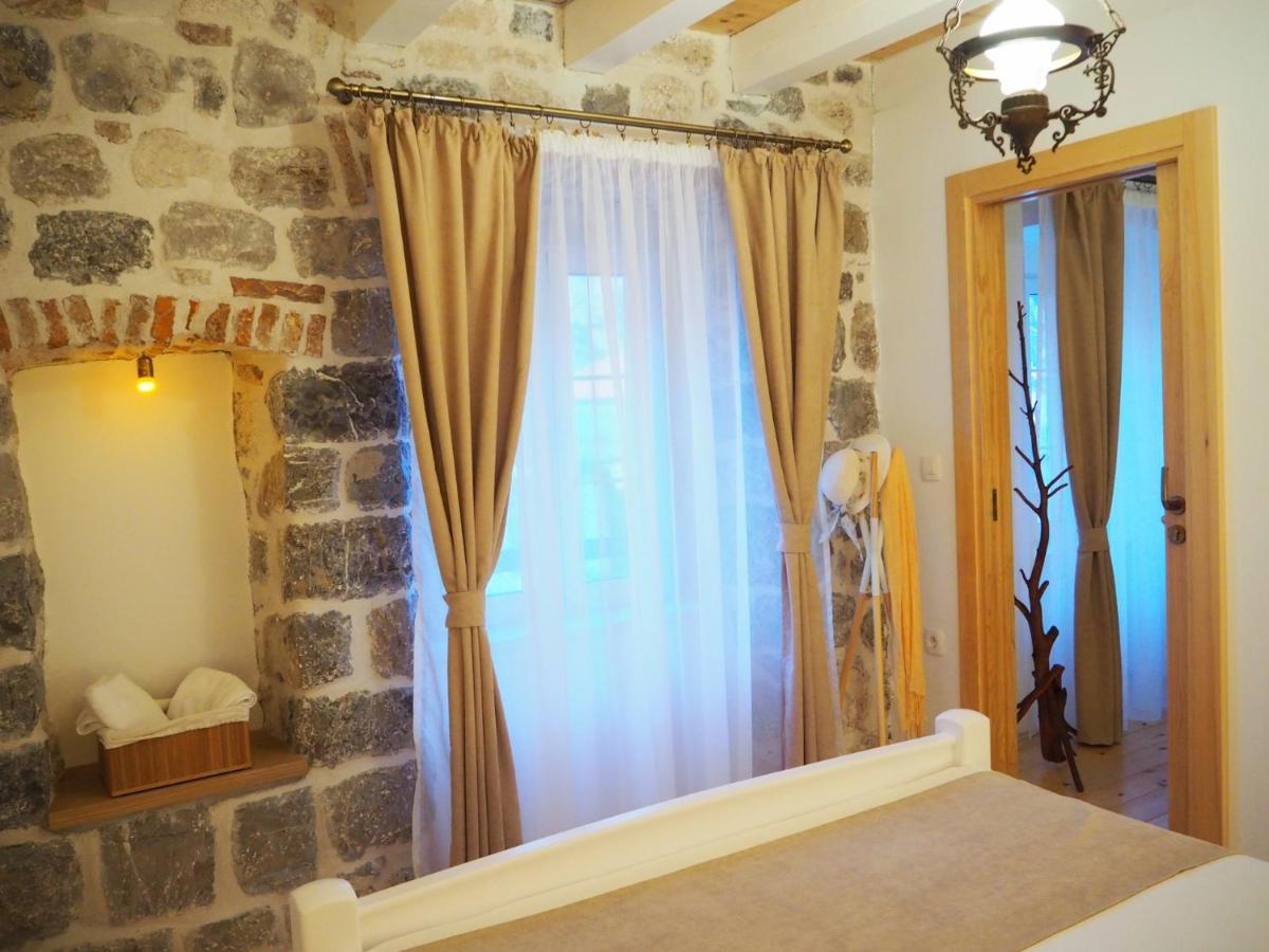 Romantic Stone House By The Sea **** Kotor Eksteriør billede