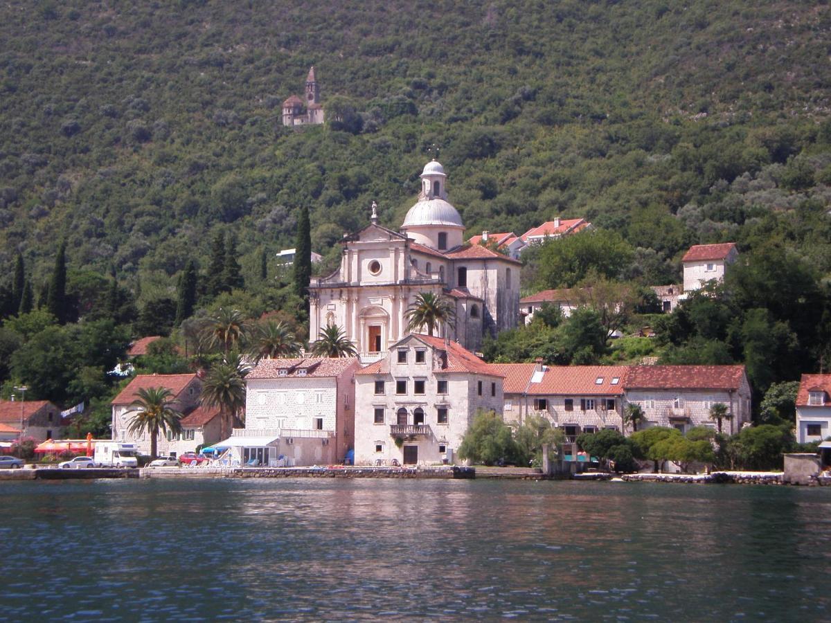 Romantic Stone House By The Sea **** Kotor Eksteriør billede