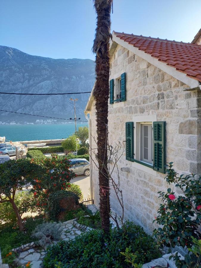 Romantic Stone House By The Sea **** Kotor Eksteriør billede